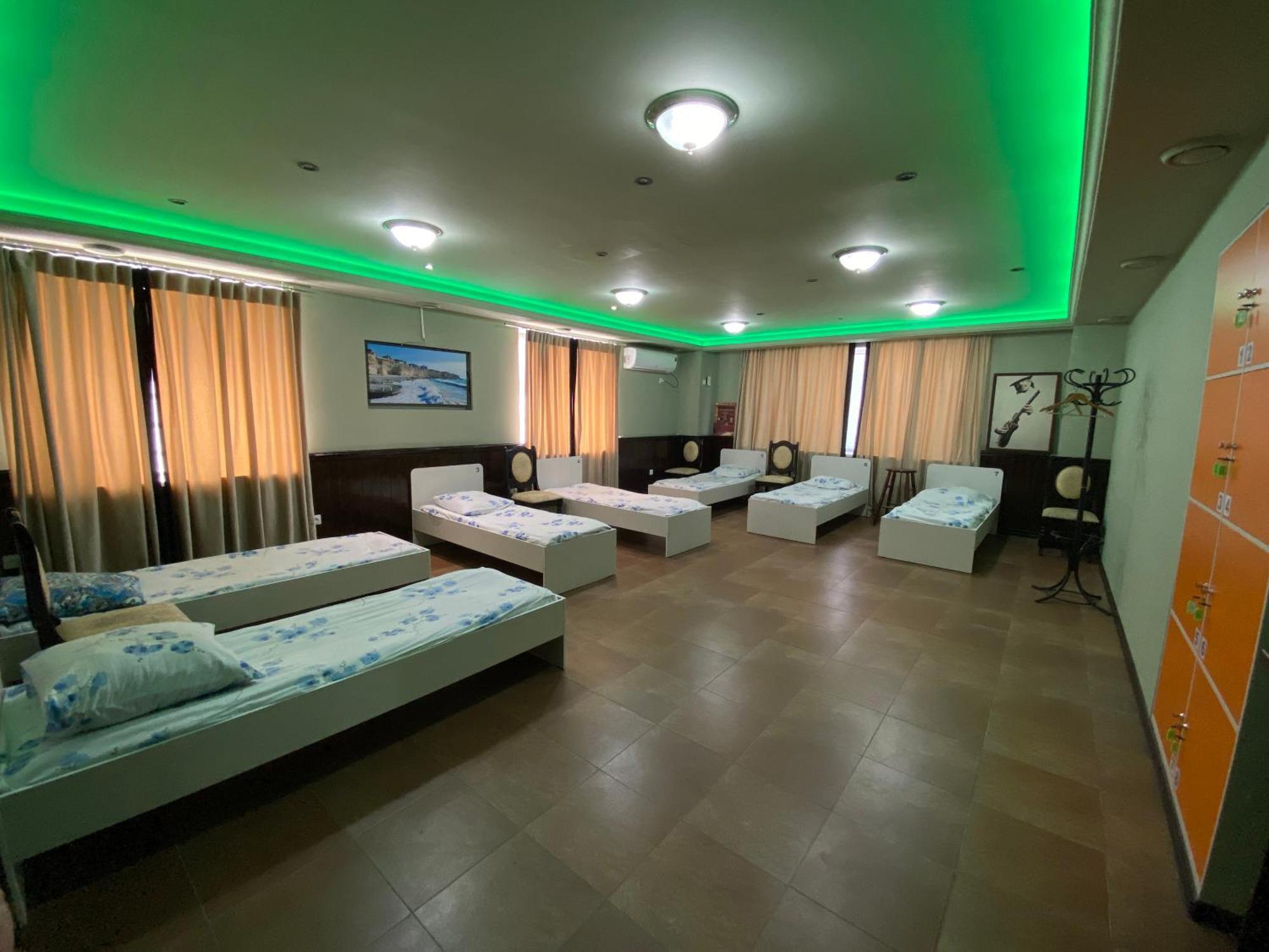 Mang'O Hostel أكتاو المظهر الخارجي الصورة